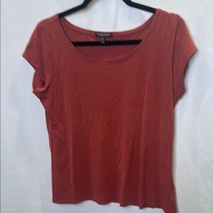 Eileen Fisher brick colored short sleeves 100% silk knit tee shirt.Size petite L